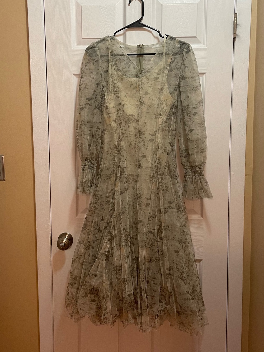 NWOT - Sheer Floral Long Sleeve Midi Dress in Sage Green